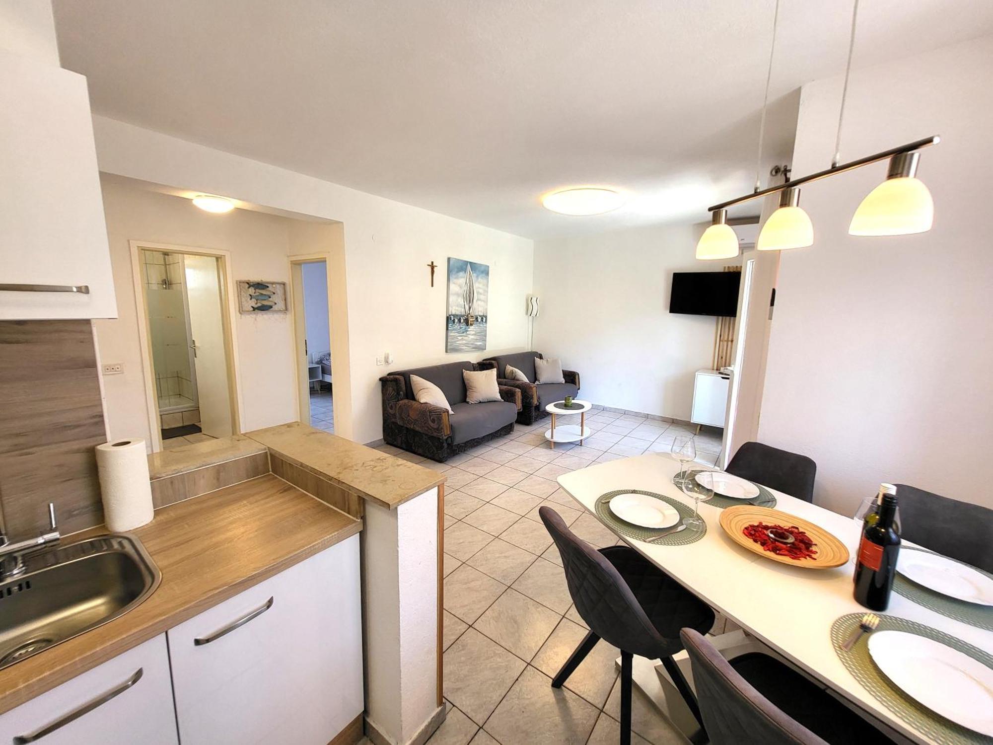 Apartments Pitve Jelsa  Eksteriør bilde